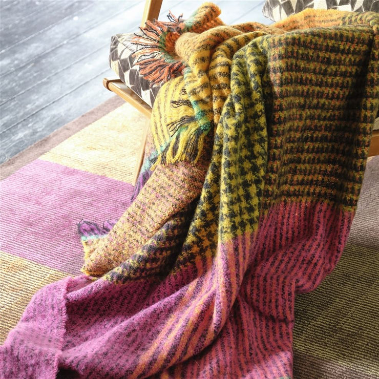 Designers Guild - Katan Fuchsia Throw