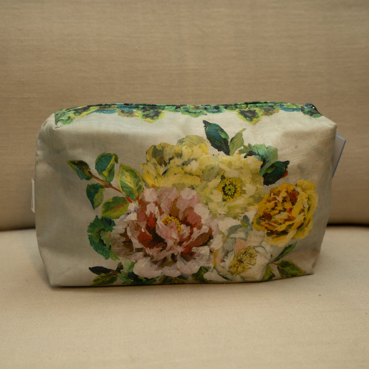Designers Guild Grandiflora Rose Epice Wash Bag