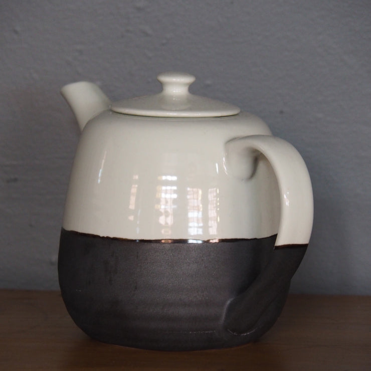 Broste Copenhagen Large Tea pot