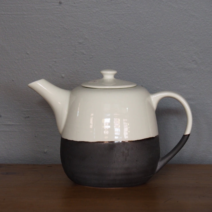 Broste Copenhagen Large Tea pot